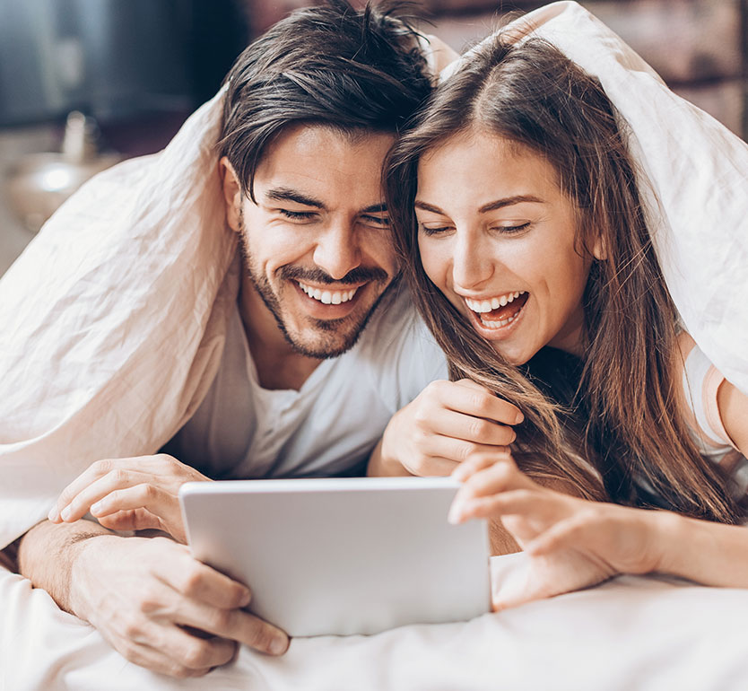 Does The Daytona offer complimentary Wi-Fi?